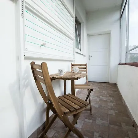Cozy In Brick House Close To Old Town 公寓 *